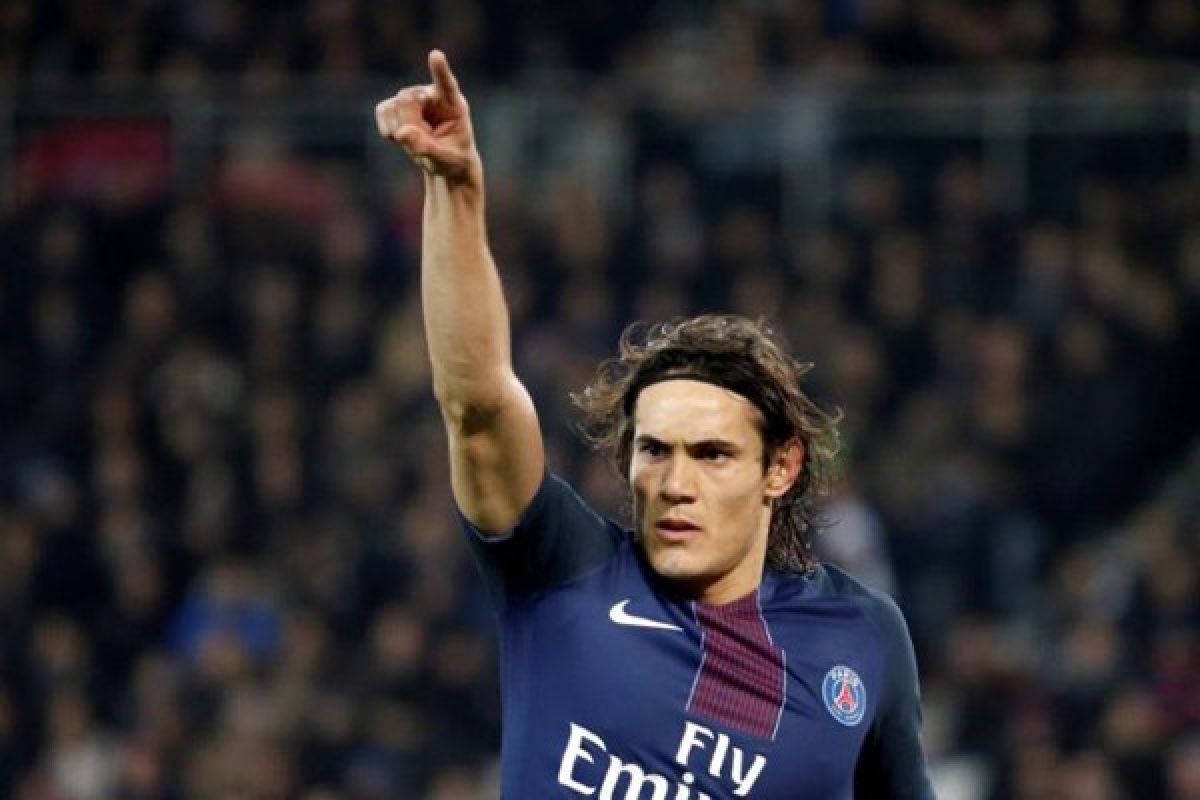 Cavani diragukan perkuat PSG hadapi Manchester United