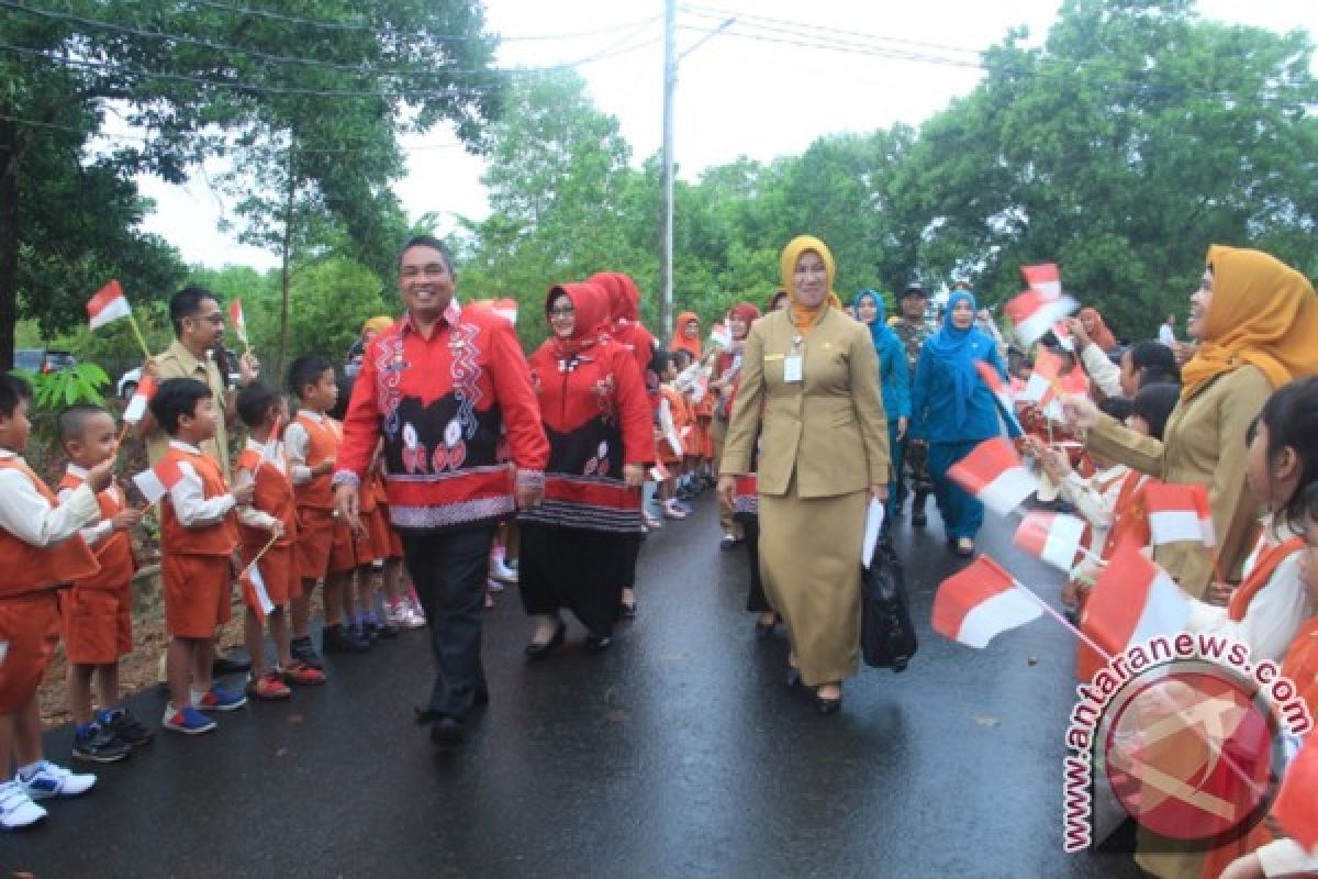 Loktabat Selatan Layak Wakili Lomba Kelurahan Nasional 