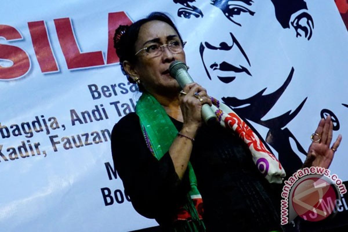 Politisi Hanura polisikan puisi Sukmawati