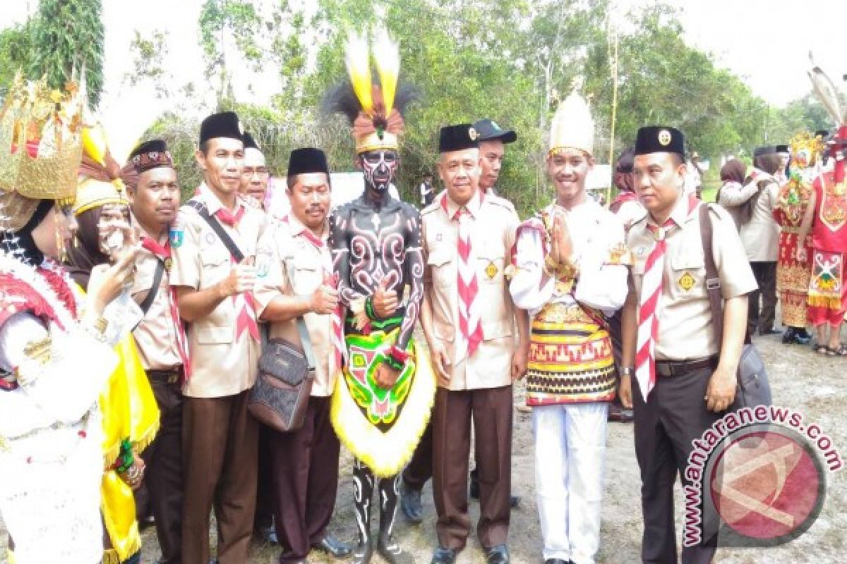 Kemah Madrasah Nasional Tampilkan Kearifan Lokal Nusantara