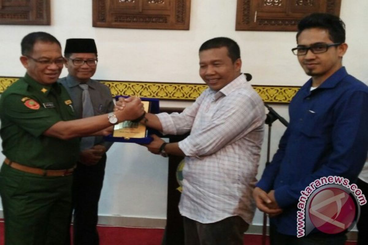 Tanjabtim Minta Izin Majukan Pariwisata Pulau Berhala