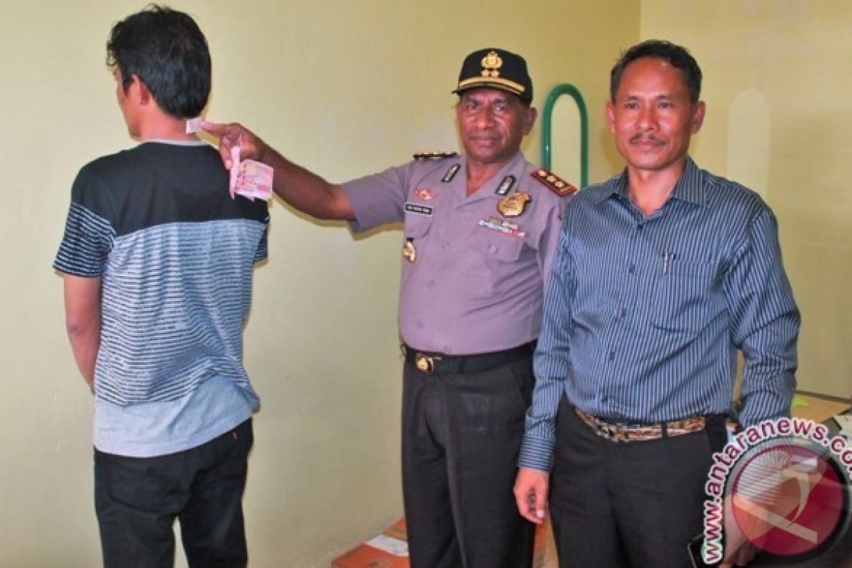 Polisi Jayawijaya tangkap penyelundup sabu-sabu