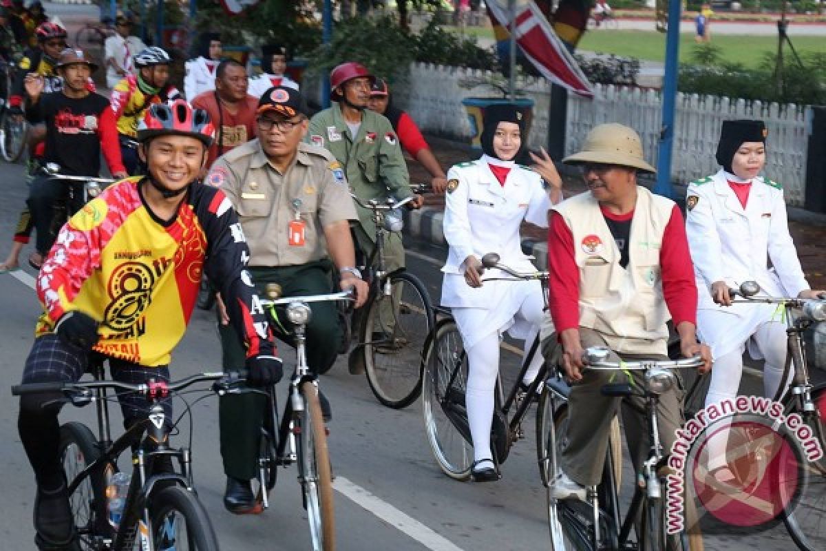 SAMBUT PECINTA SEPEDA OTEL BANJARMASIN