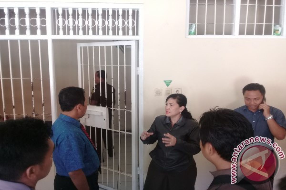 Kajari Inspeksi Mendadak Ruang Tahanan PN Denpasar 