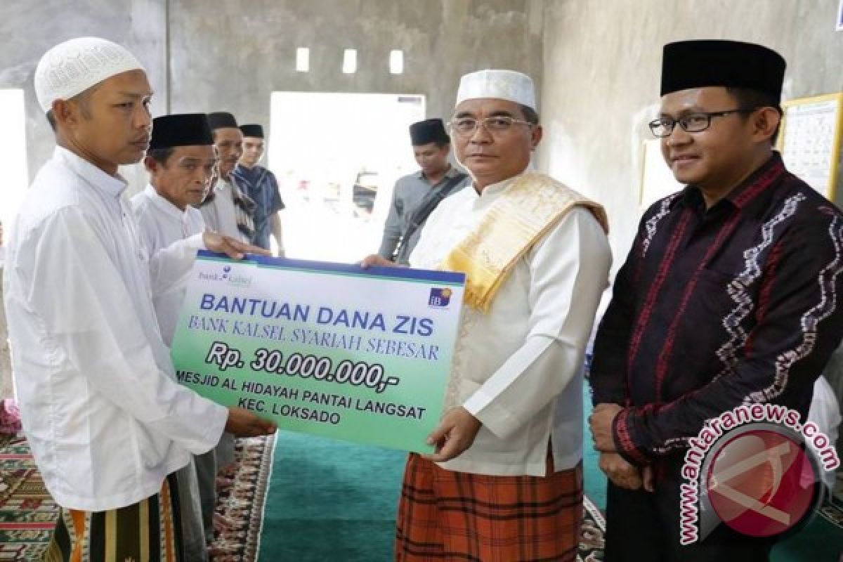 Bupati HSS Ajak Warga Pelihara Jalan