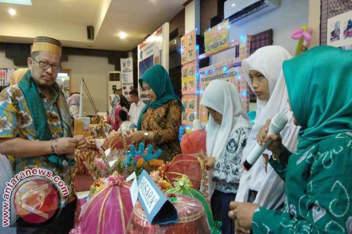 Pemberian Teknik Standar Dukung Kemandirian Alumni SLB