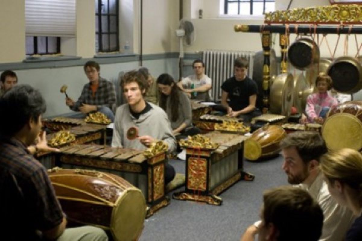 Warga AS Penggemar Gamelan Gabung di Komunitas "Friends of The Gamelan"