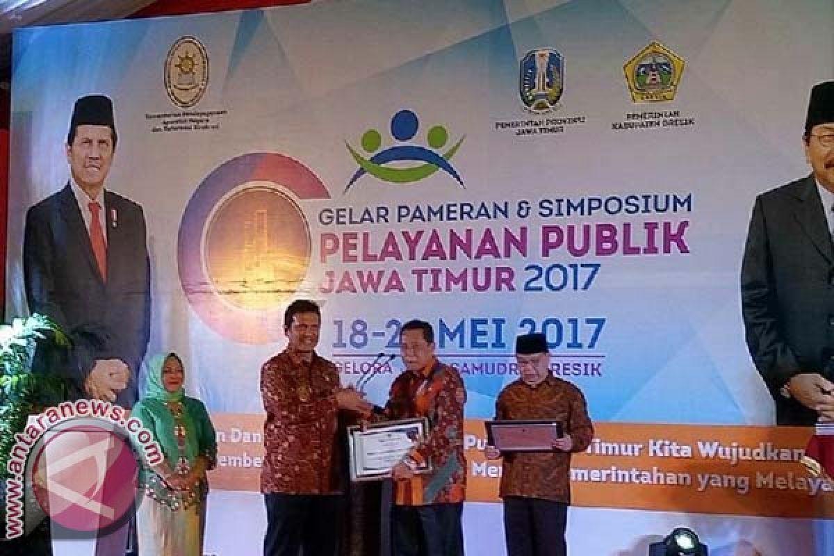 Pemkab Sinjai Raih Penghargaan Pelayanan Publik