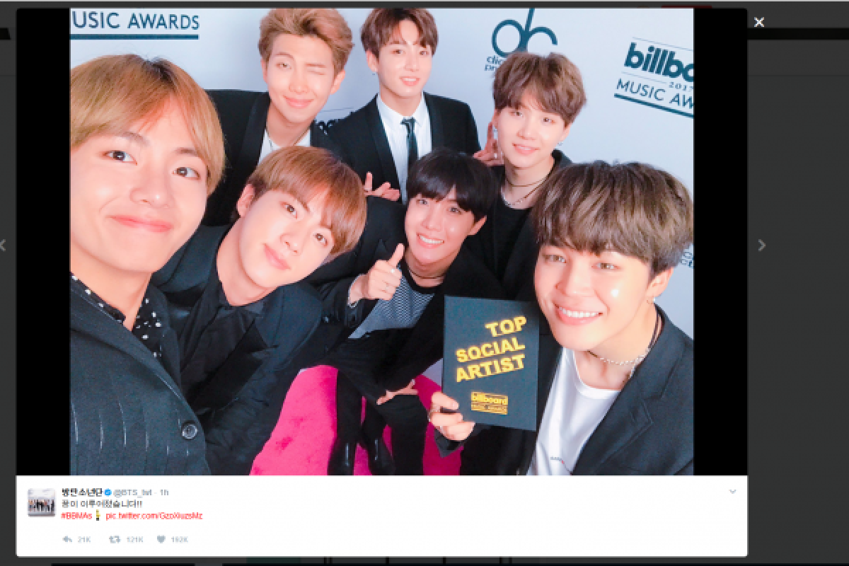 BTS, grup K-Pop pertama menangi Billboard Award 2017 