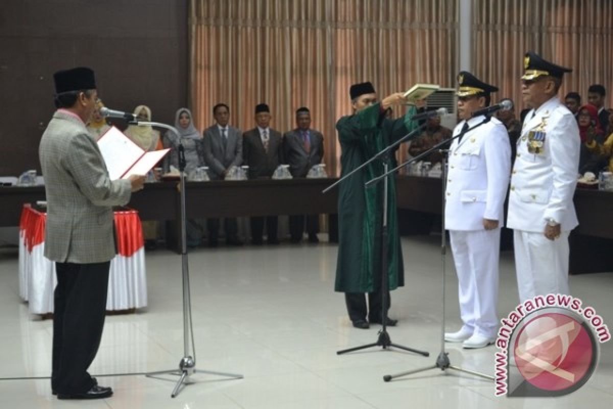 Zainal Mus - Rais Adam dilantik jadi Bupati/Wabub Banggai Kepulauan