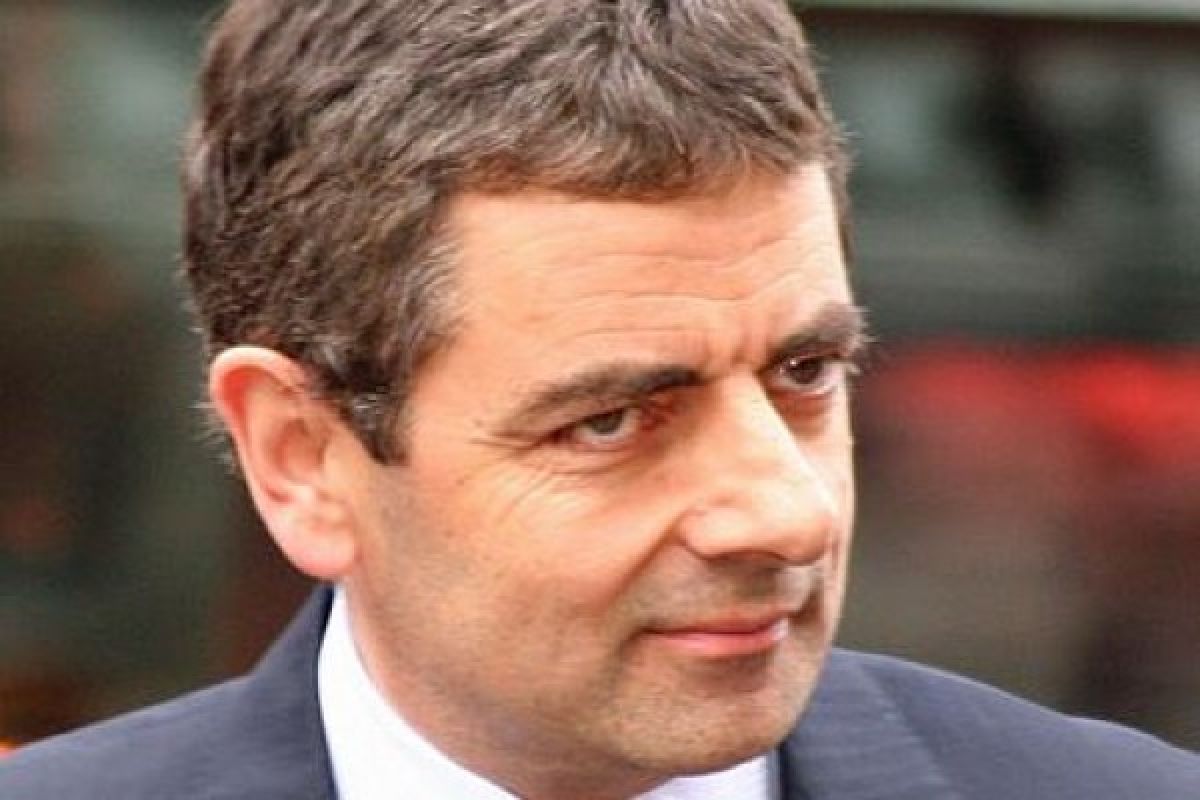 Rowan Atkinson Kembali di 