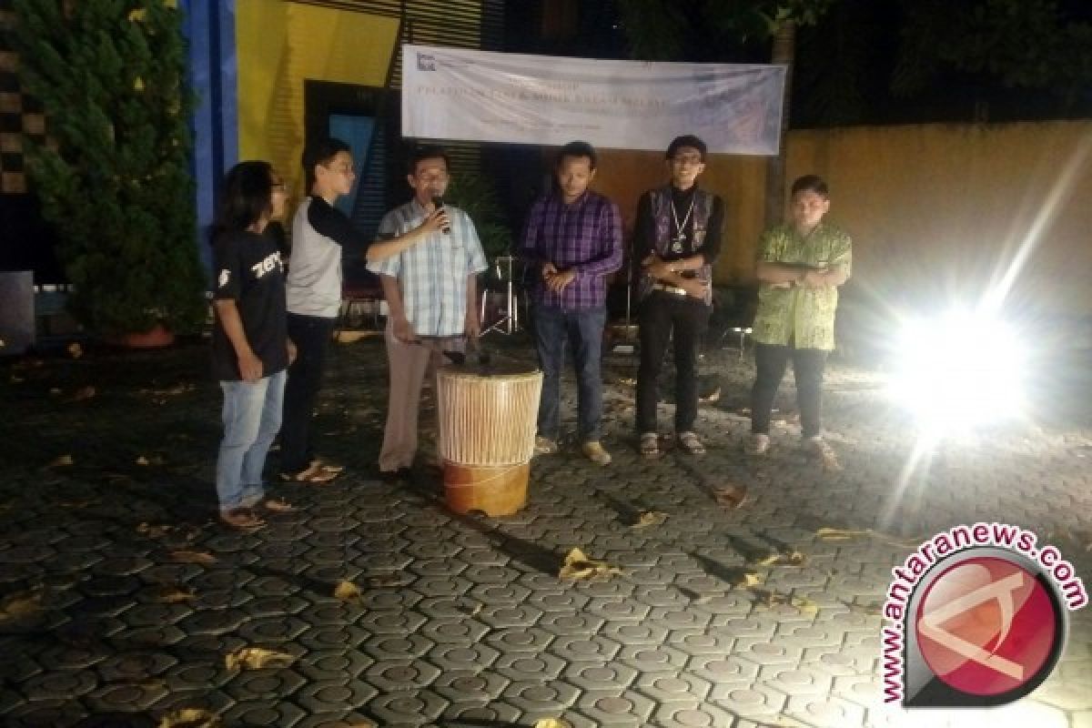Dewan kesenian Bangka Barat matangkan pementasan "Partykustik"