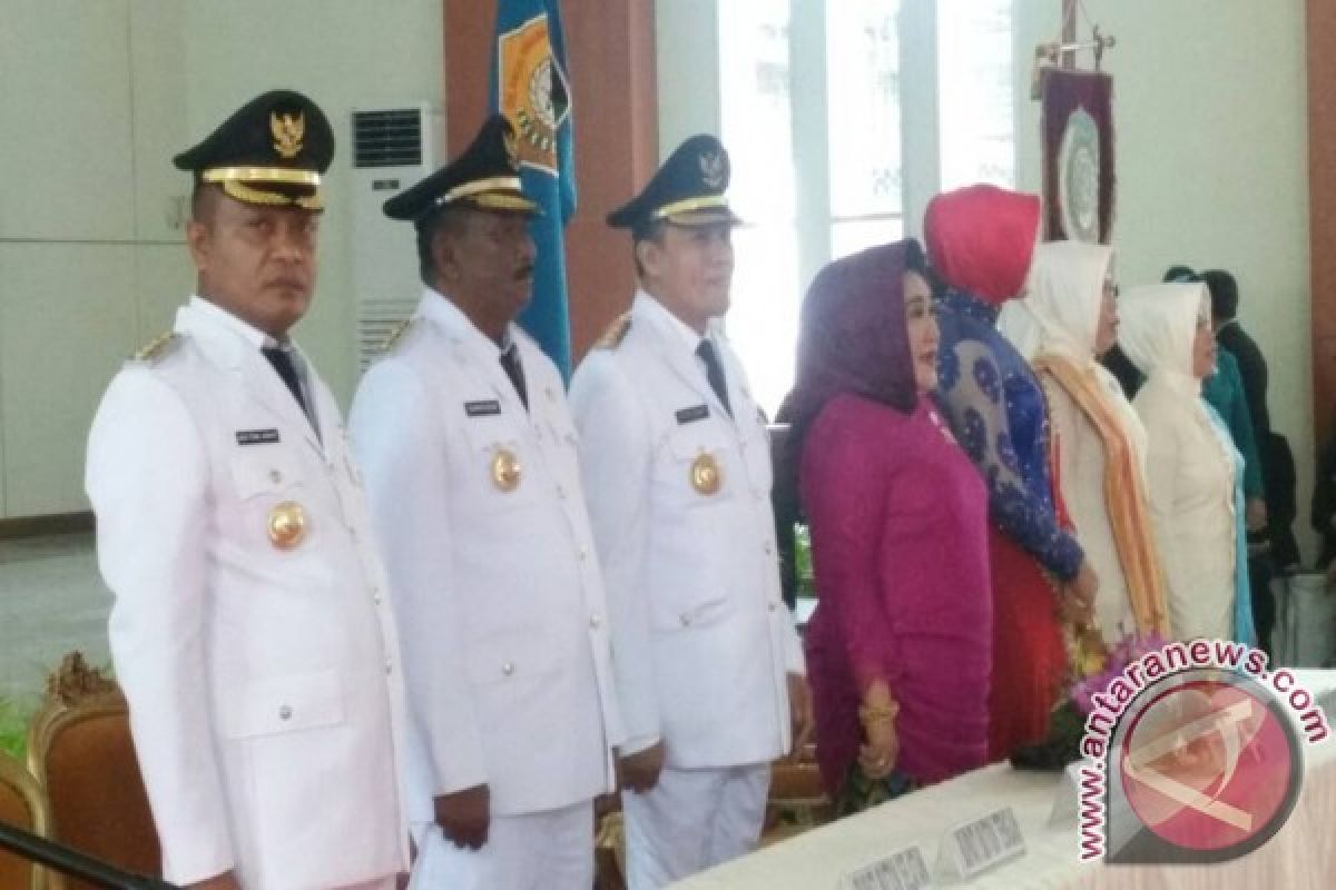 Gubernur Minta Bupati Tidak Haus Kekuasaan 