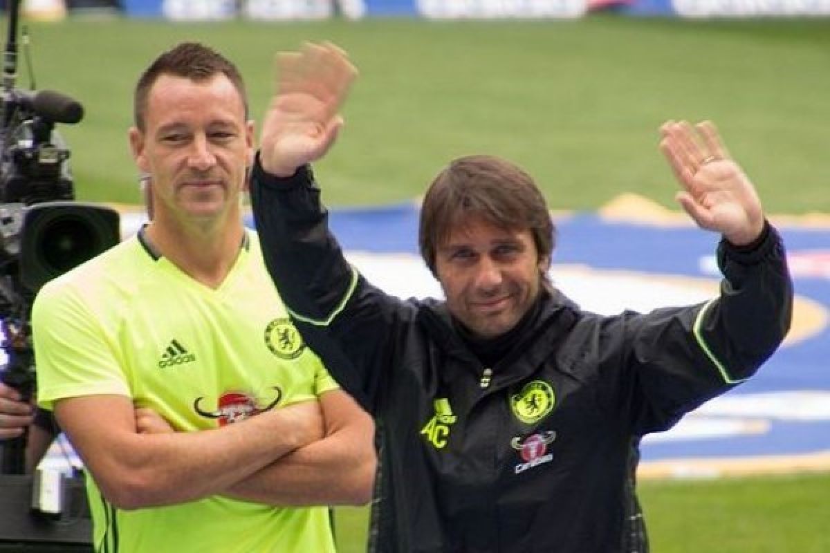 Tinggalkan Chelsea, John Terry Berbagi Resep