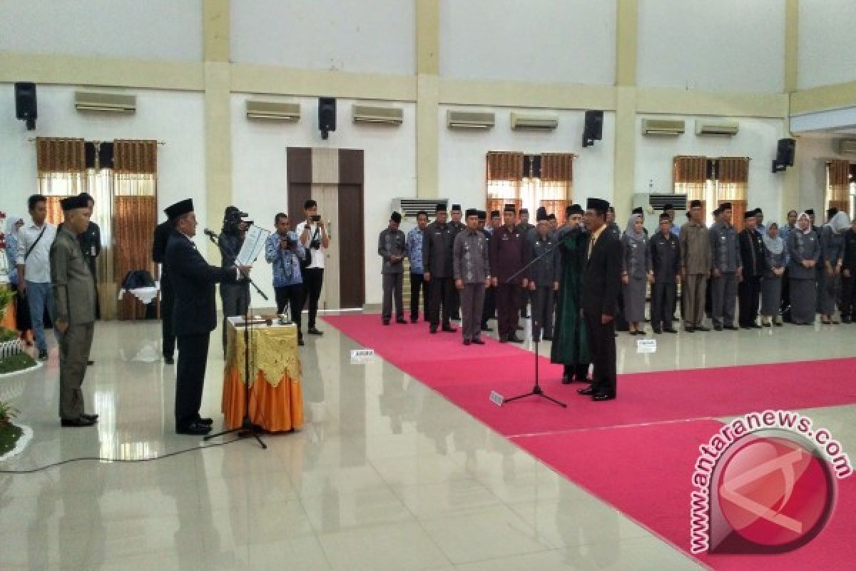 Wali Kota Gorontalo Resmi Lantik Sekda Baru