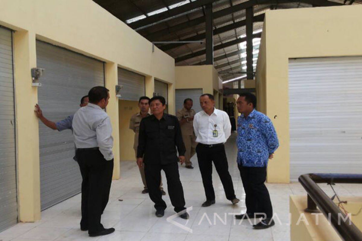 Anggota DPRD Sumenep Sidak Pasar Anom Baru 