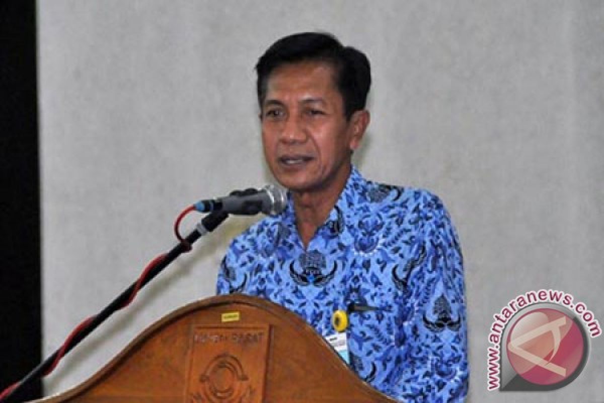 Diskominfo Lombok Barat Berikan Bimtek PPID Desa 