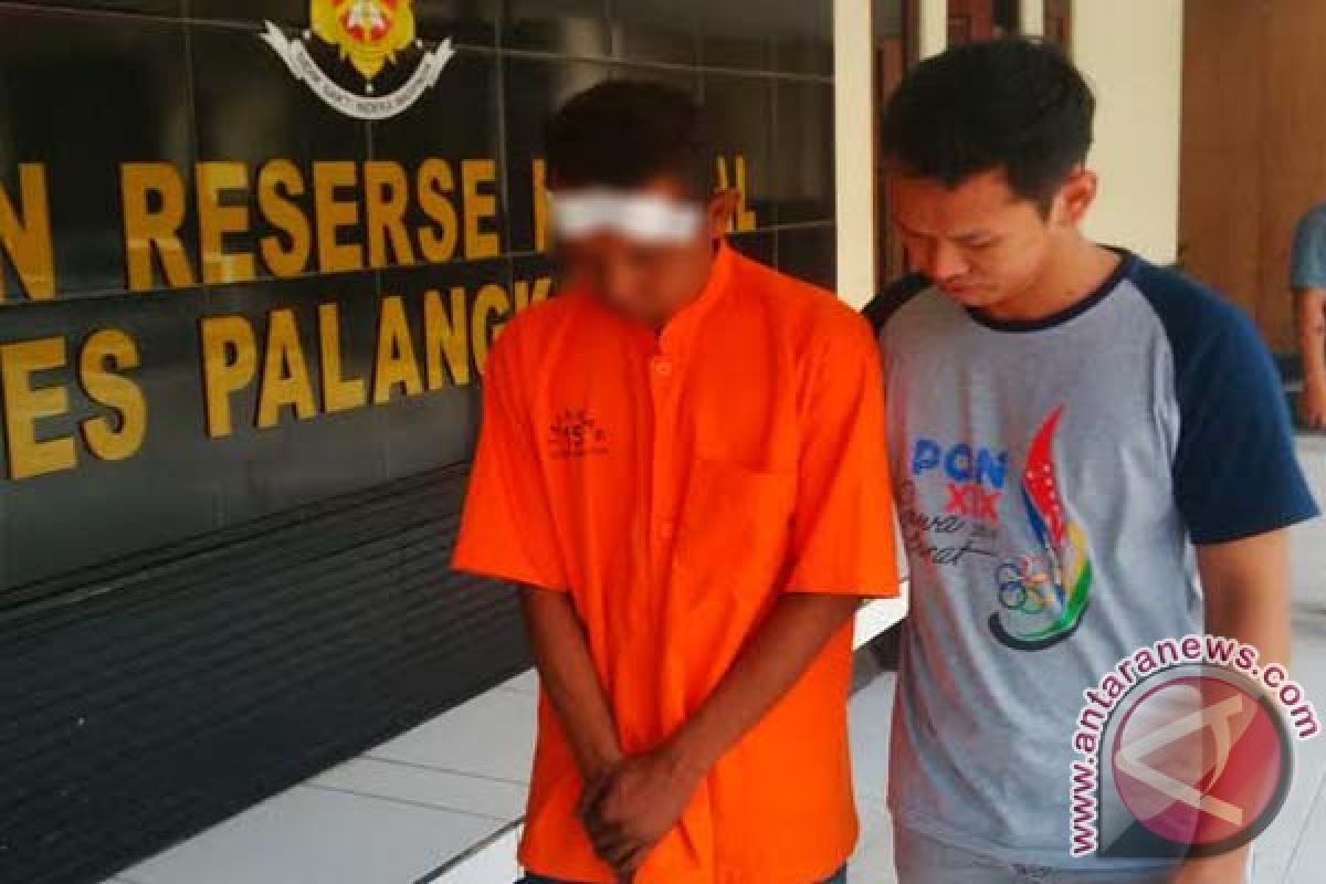 Apes! Pencuri Sarang Walet Babak Belur Dihajar Masa