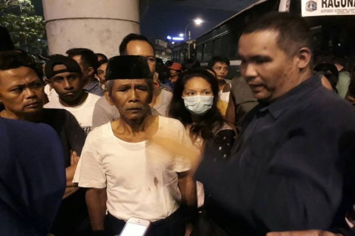 Bom Kampung Melayu; keterangan saksi mata