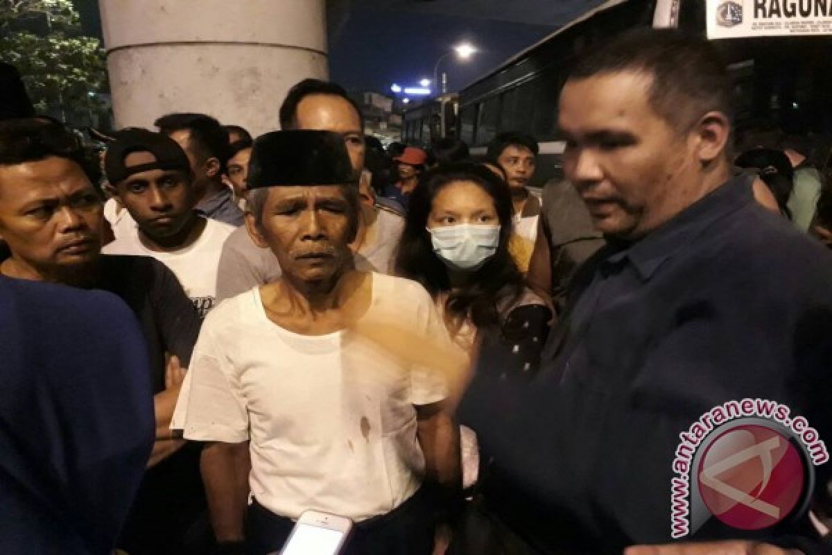 Ledakan Kampung Melayu; Keterangan Saksi Mata