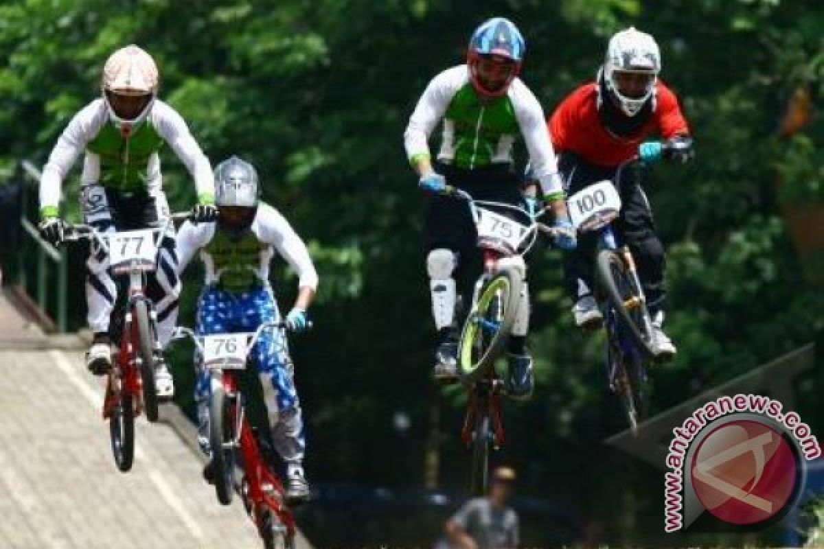 Timnas BMX Indonesia Uji Kemampuan Di Thailand