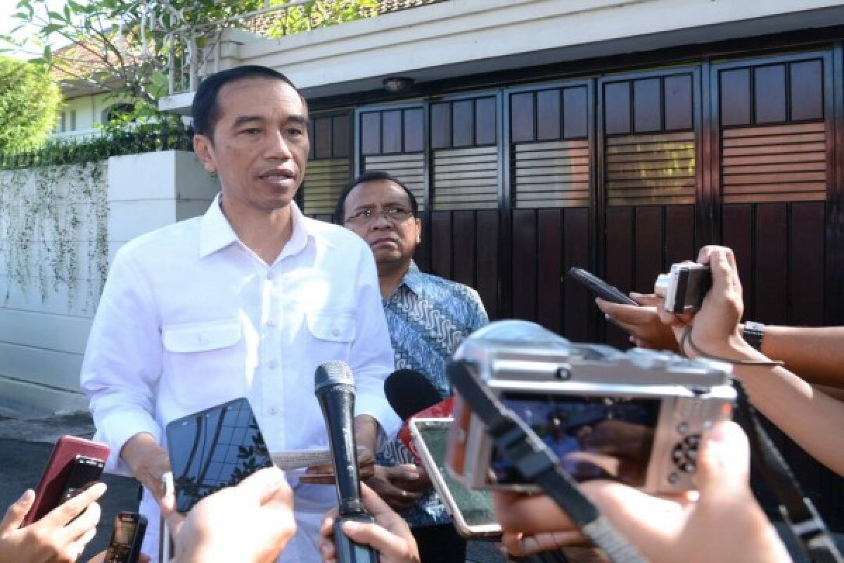 President Jokowi orders police chief to quell terror network