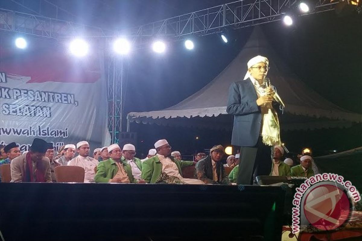 Ribuan Umat Muslim Palembang hadiri Tabligh Akbar