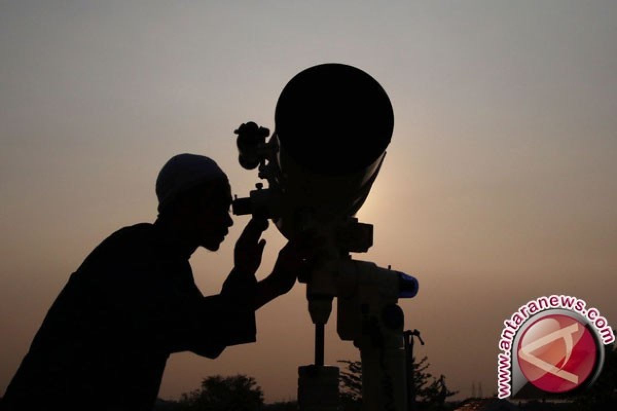 Warga Arab Saudi dan UEA Mulai Puasa Ramadhan Besok