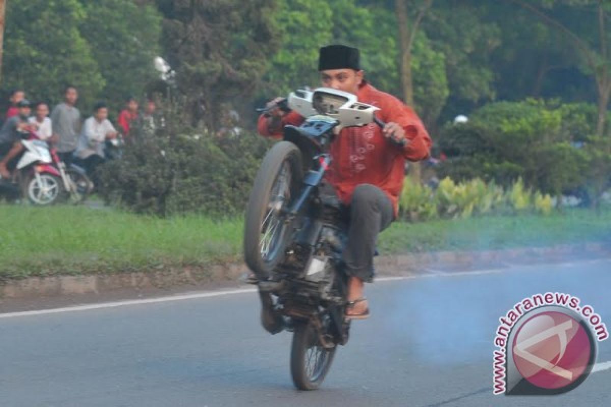 Aksi balap liar di Palembang subuh Ramadhan