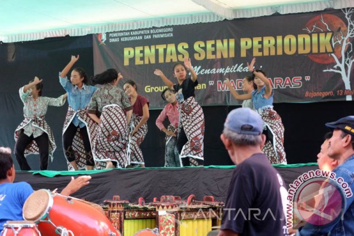 Tari Parang barong bojonegoro