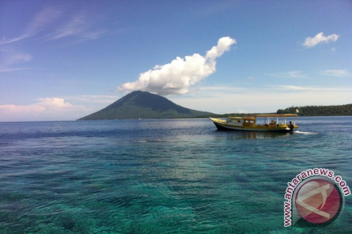 PLN Bangun Jaringan Listrik Bawah Laut Bunaken