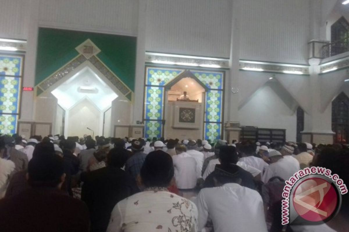 Gubernur Awali Safari Ramadhan di Kendari 