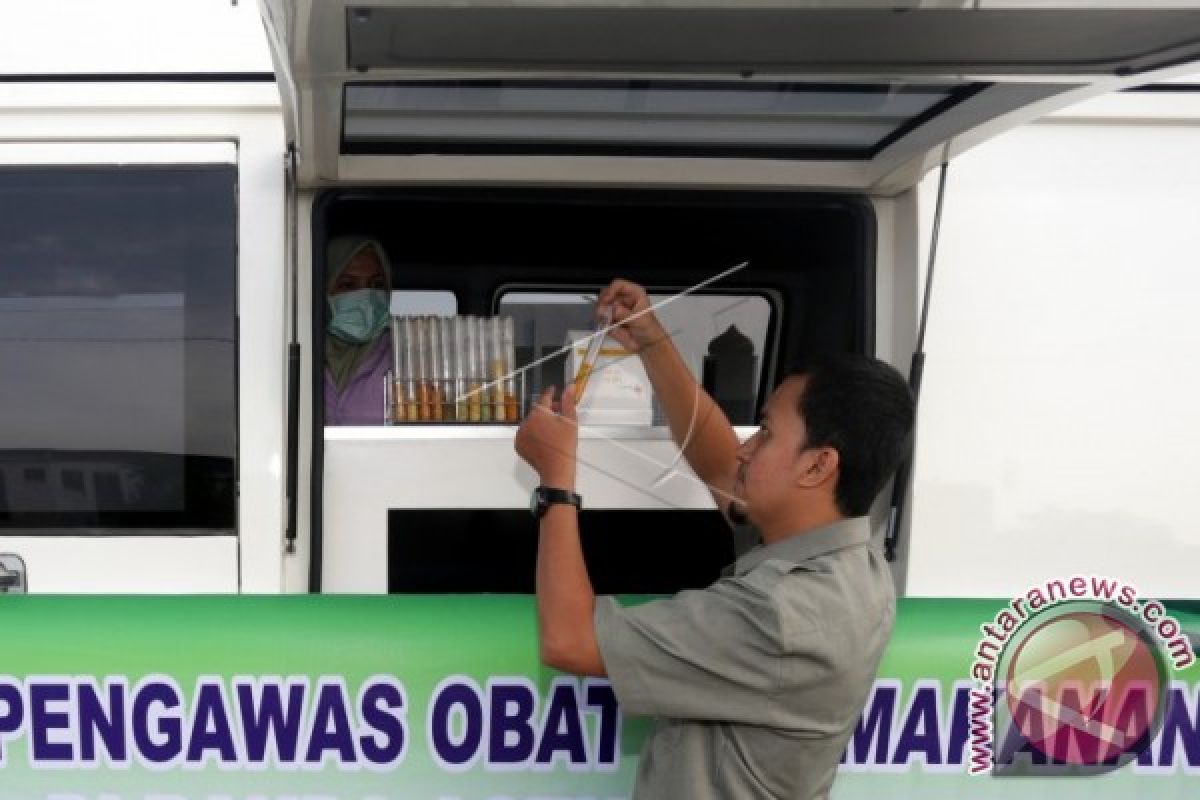 BPOM periksa makanan di Pasar Ramadan Luwuk