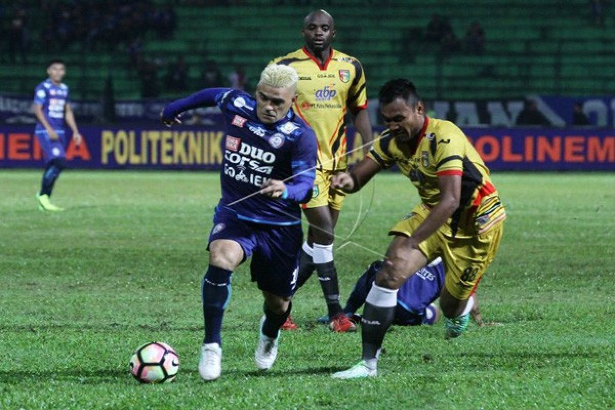 Gonzales masih ingin jadi pemain di Liga Indonesia