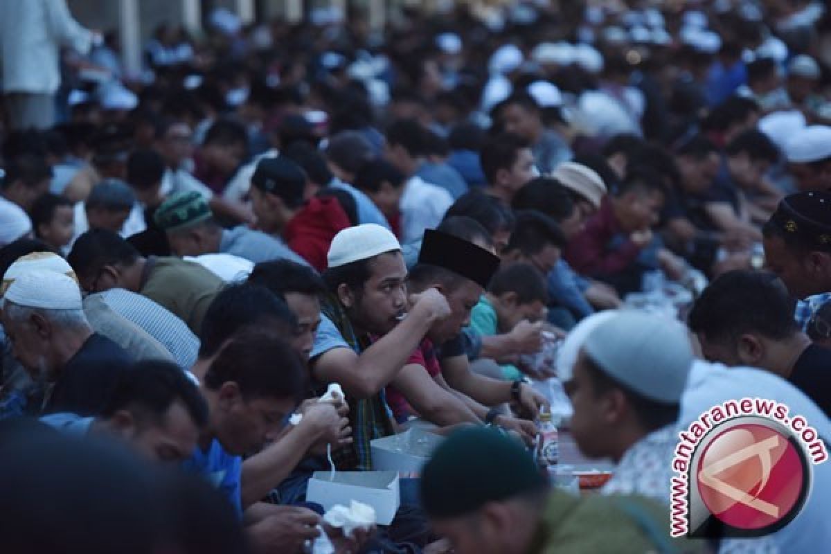 Tiga Kebiasaan Buruk pada Bulan Ramadan