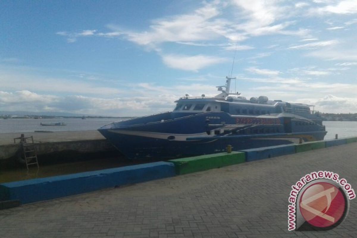 Penumpang Kapal Antarpulau  di Sultra Masih Normal