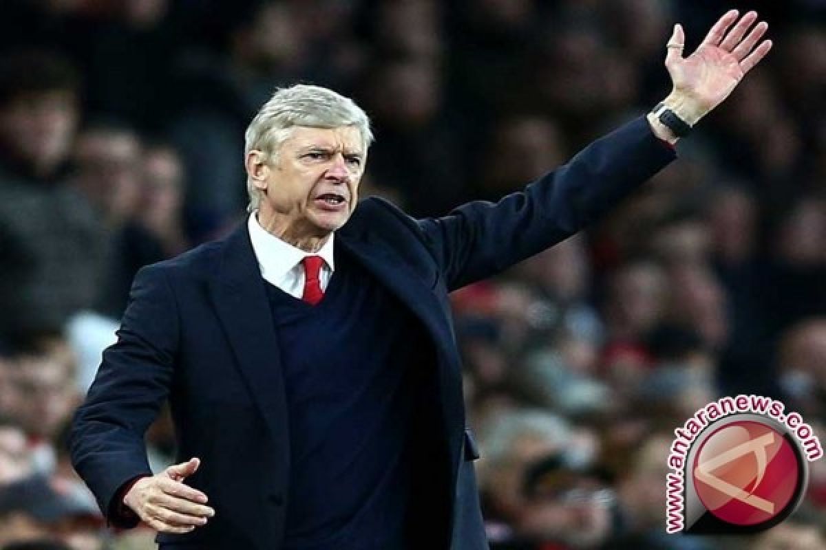 Arsenal pertahankan Arsene Wenger