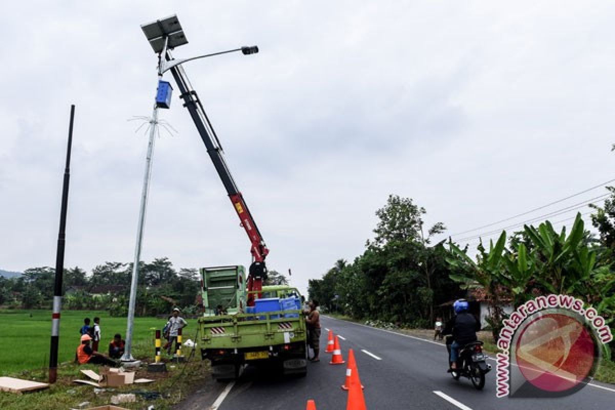 Jakarta Timur pasang 103 lampu sistem cerdas Pondok Kopi