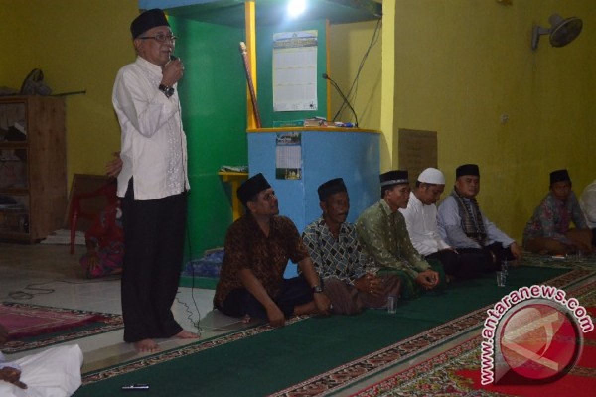 Bupati Ajak Siswa Kepulauan Tidak Putus Sekolah