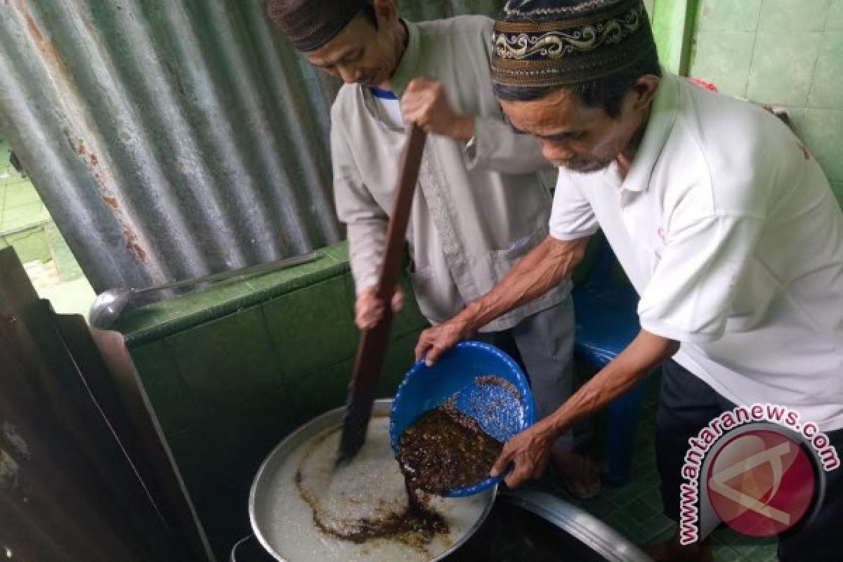 Tradisi seabad Burur Suro bulan Ramadhan