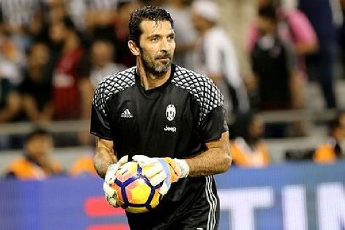 Buffon gabung PSG dengan kontrak satu musim