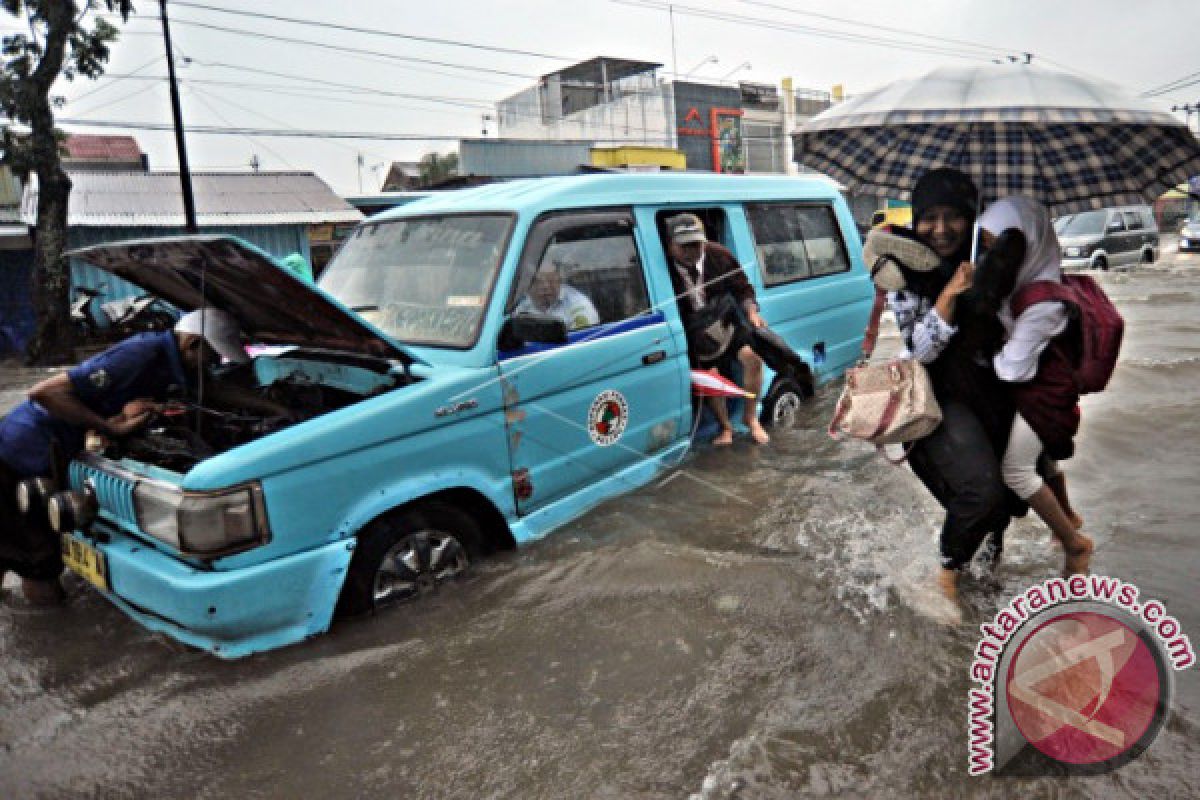 Dua Daerah di Padang Terendam Banjir, Berikut Lokasinya