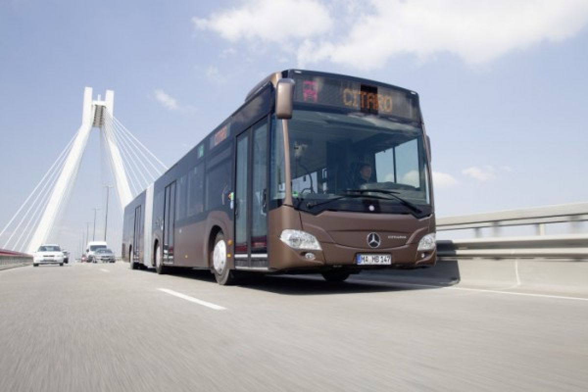Mercedes-Benz sepakati pengadaan 600 bus untuk sistem transportasi massal Riyadh