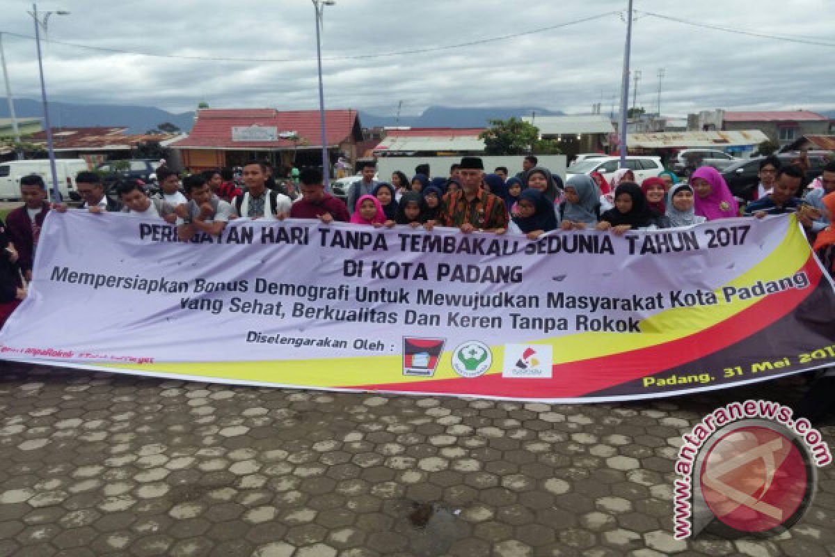 Pelajar Padang Deklarasi Tolak Jadi Target Rokok