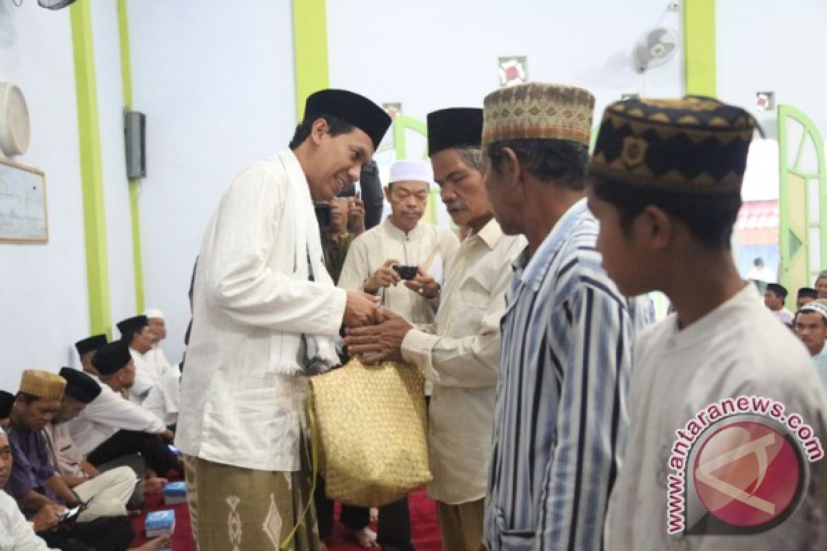 Bupati Safari Ramadhan Perdana di Desa Sabuhur