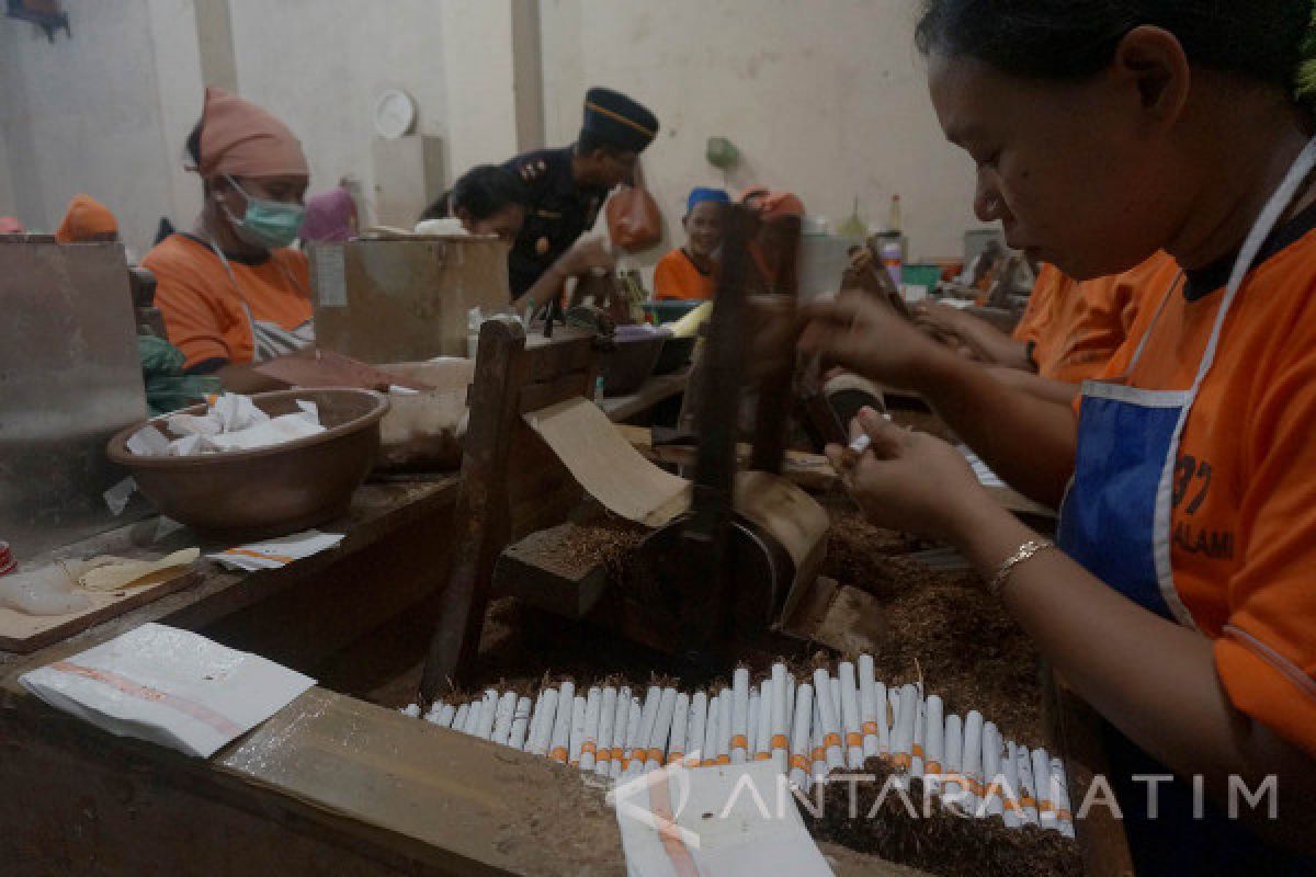 Gaperoma tolak revisi PP 109/2012 tentang rokok