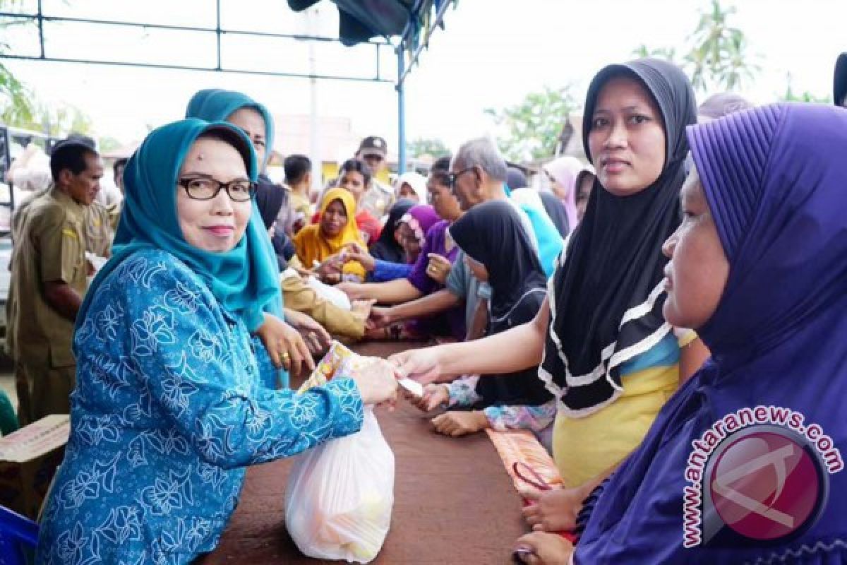 TP PKK Balangan Adakan Pasar Murah Ramadhan 