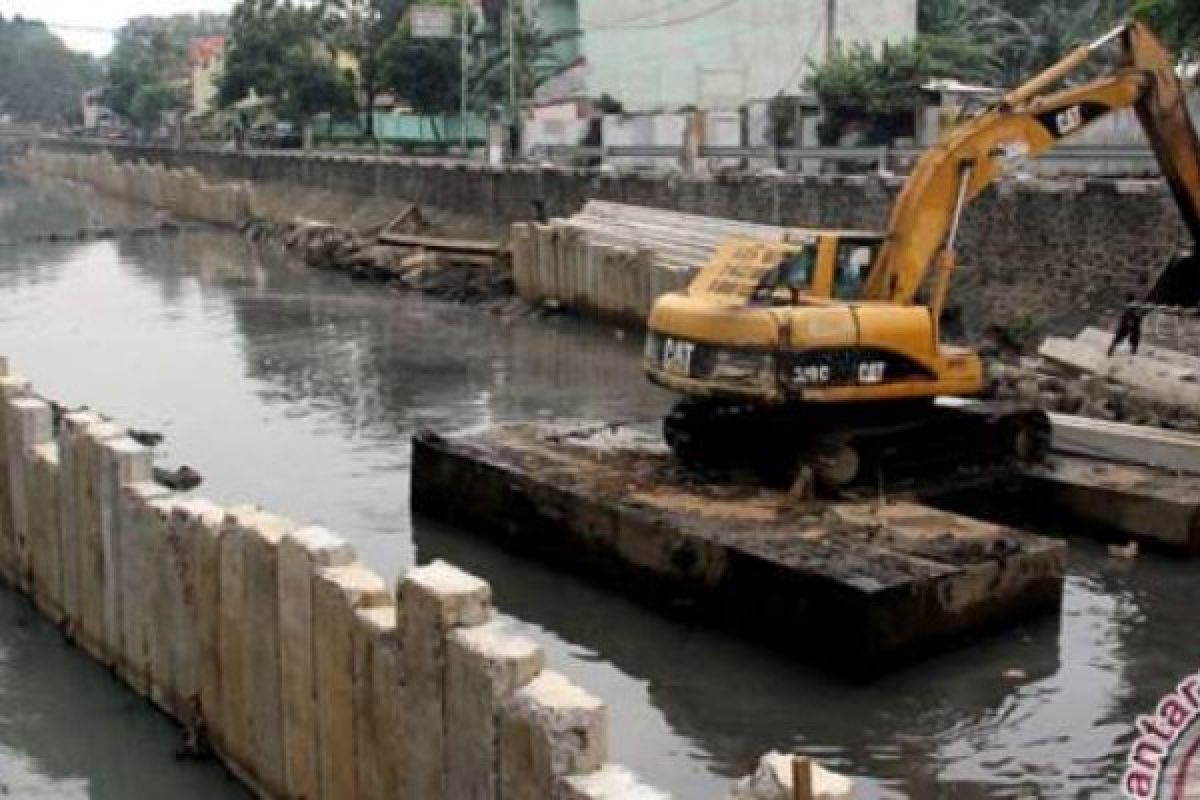 Antisipasi Banjir, Pemko Pekanbaru Lakukan Normalisasi Sungai