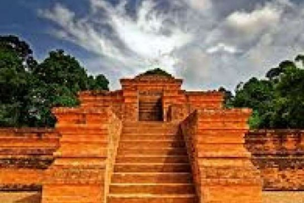 Harapan di Balik Festival Candi Muarojambi