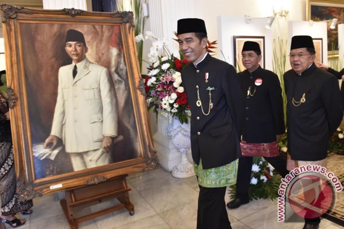 Relawan sebut Jokowi tegas namun tidak diktator